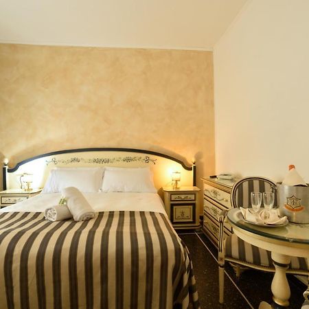 דיאנו מרינה Hotel Morchio Mhotelsgroup מראה חיצוני תמונה