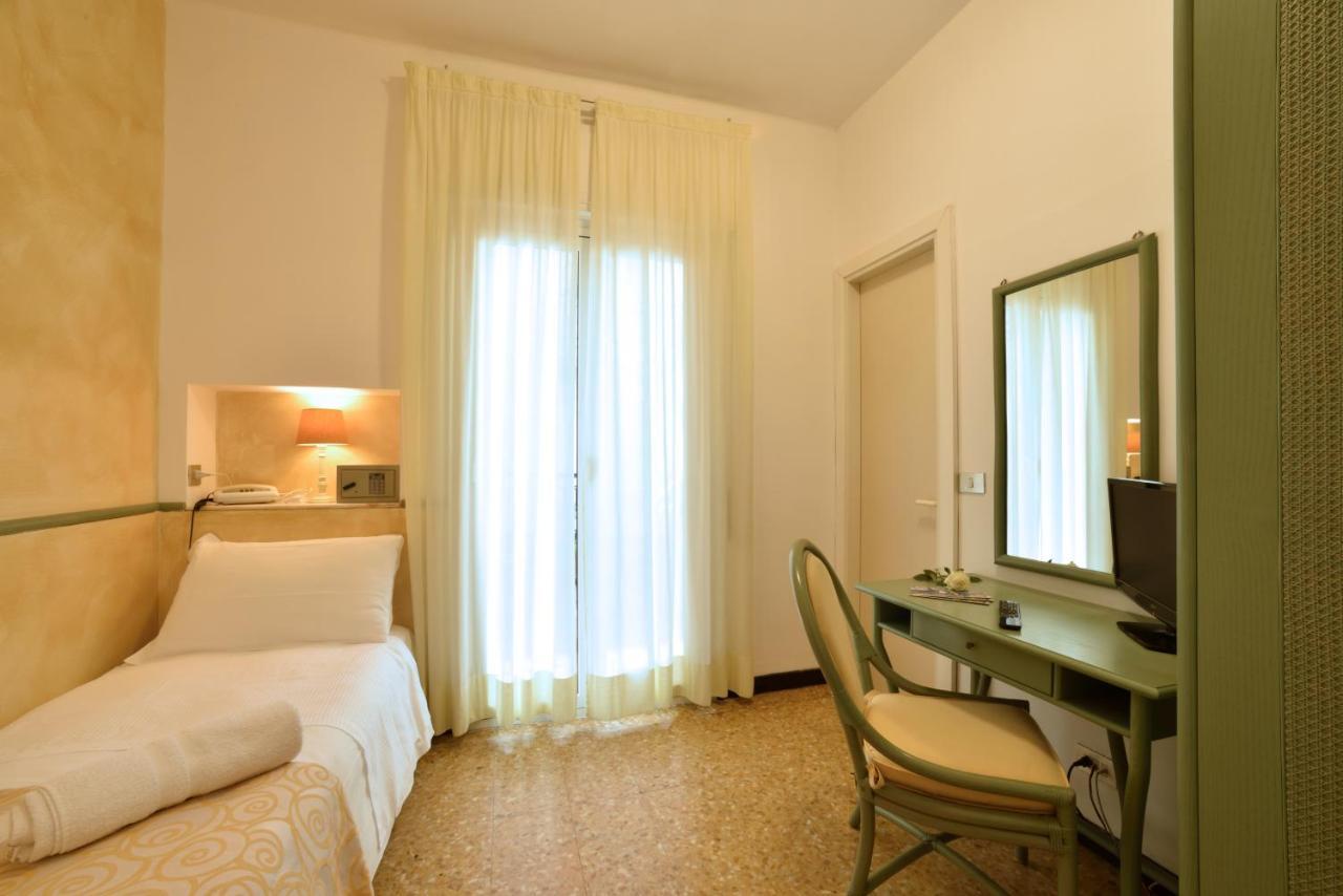 דיאנו מרינה Hotel Morchio Mhotelsgroup מראה חיצוני תמונה