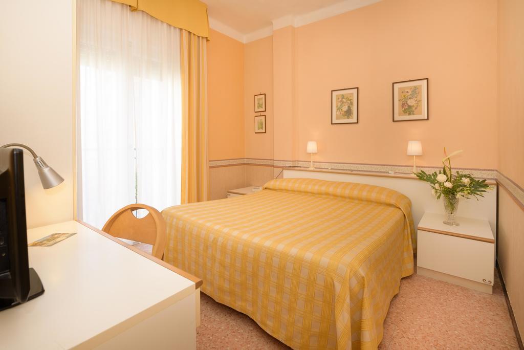 דיאנו מרינה Hotel Morchio Mhotelsgroup מראה חיצוני תמונה