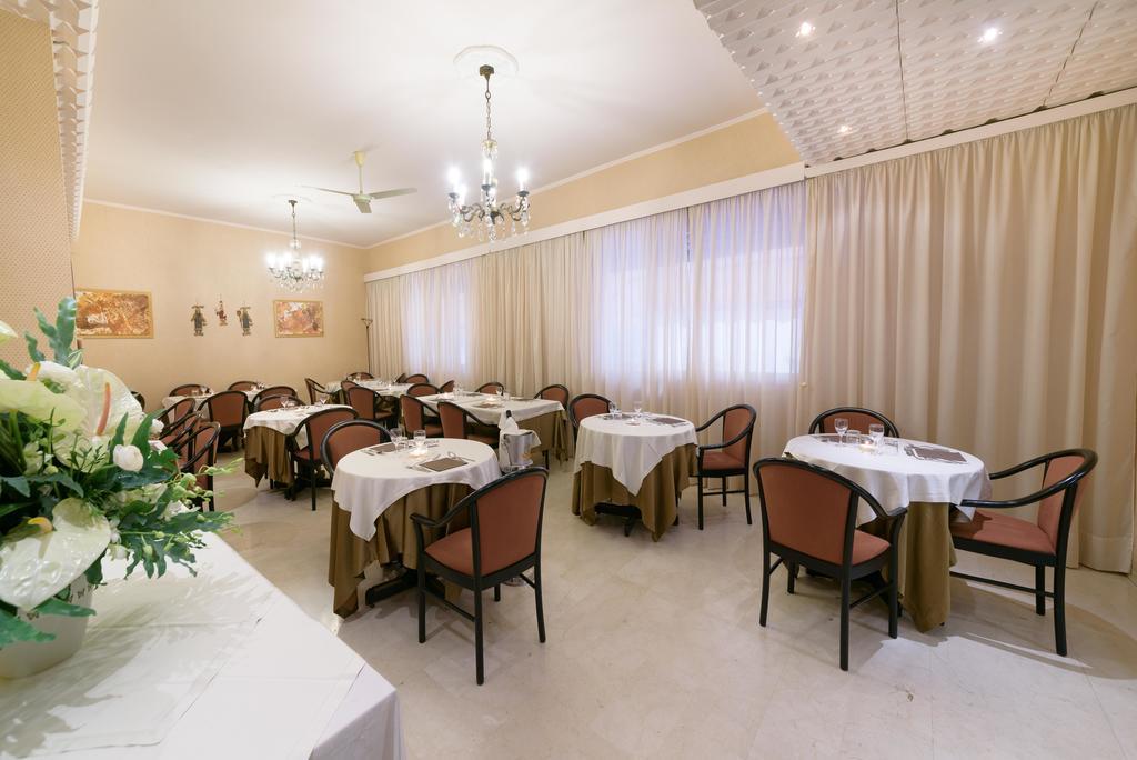 דיאנו מרינה Hotel Morchio Mhotelsgroup מראה חיצוני תמונה