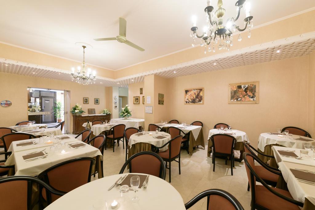 דיאנו מרינה Hotel Morchio Mhotelsgroup מראה חיצוני תמונה