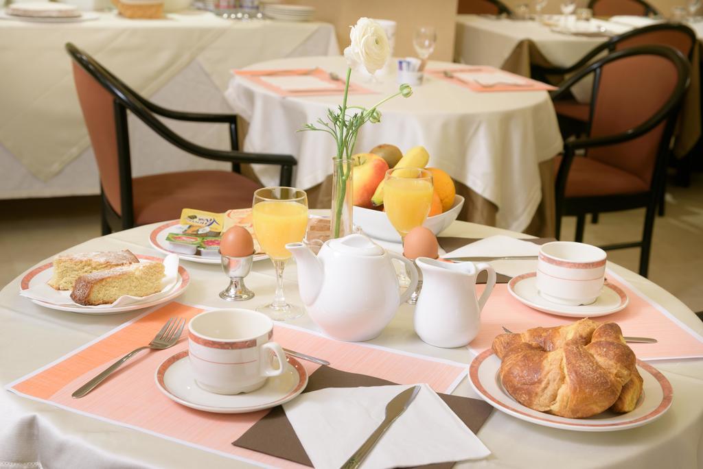 דיאנו מרינה Hotel Morchio Mhotelsgroup מראה חיצוני תמונה